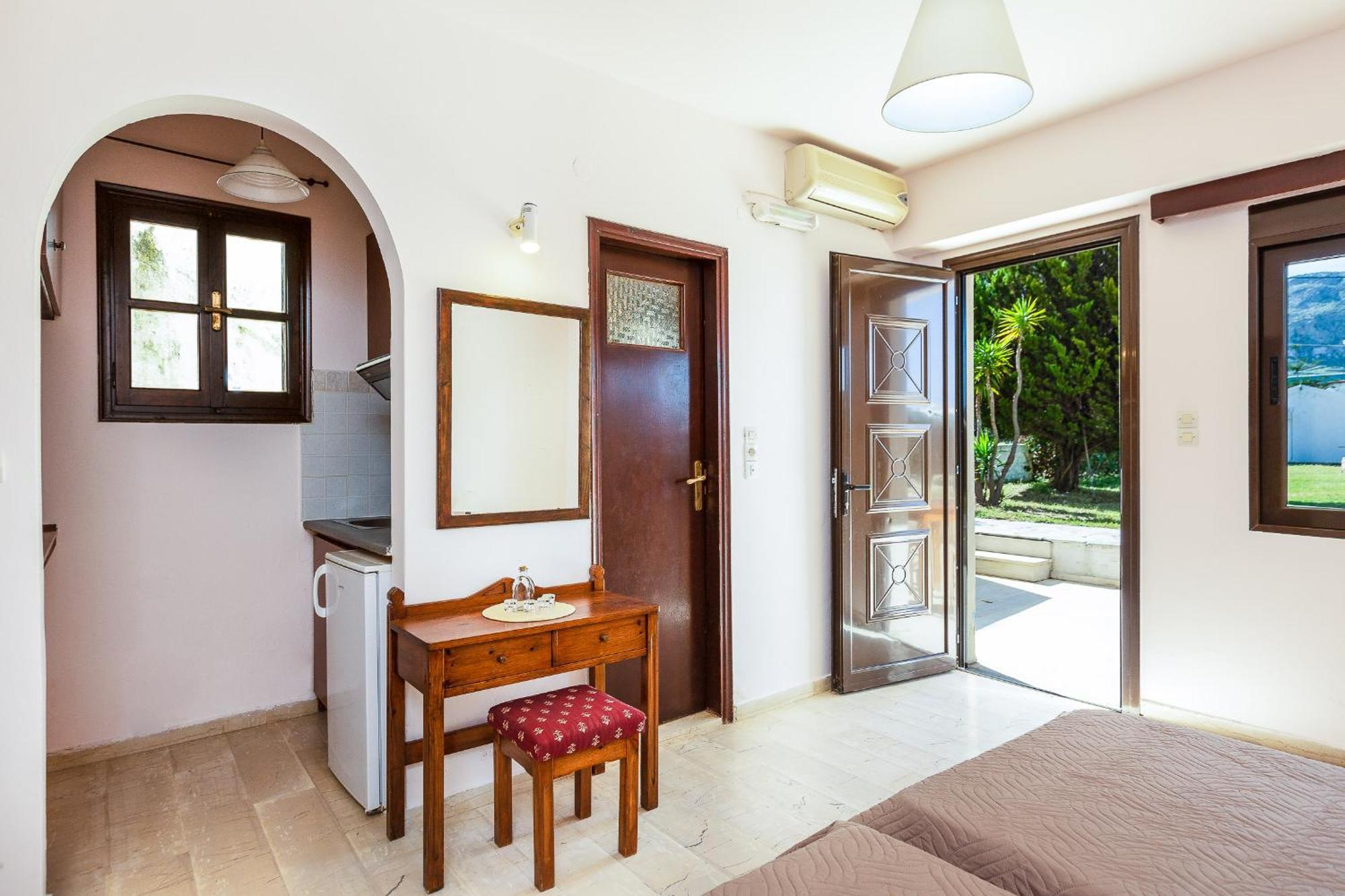 Santa Maria Studios & Apartments Plakias Extérieur photo