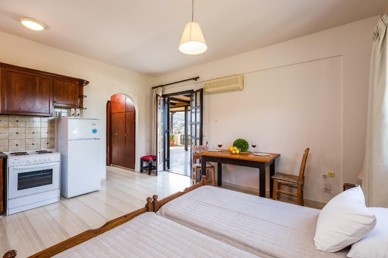 Santa Maria Studios & Apartments Plakias Extérieur photo