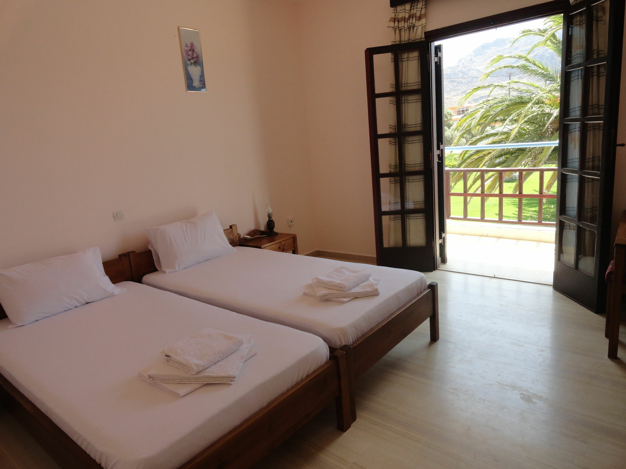 Santa Maria Studios & Apartments Plakias Extérieur photo